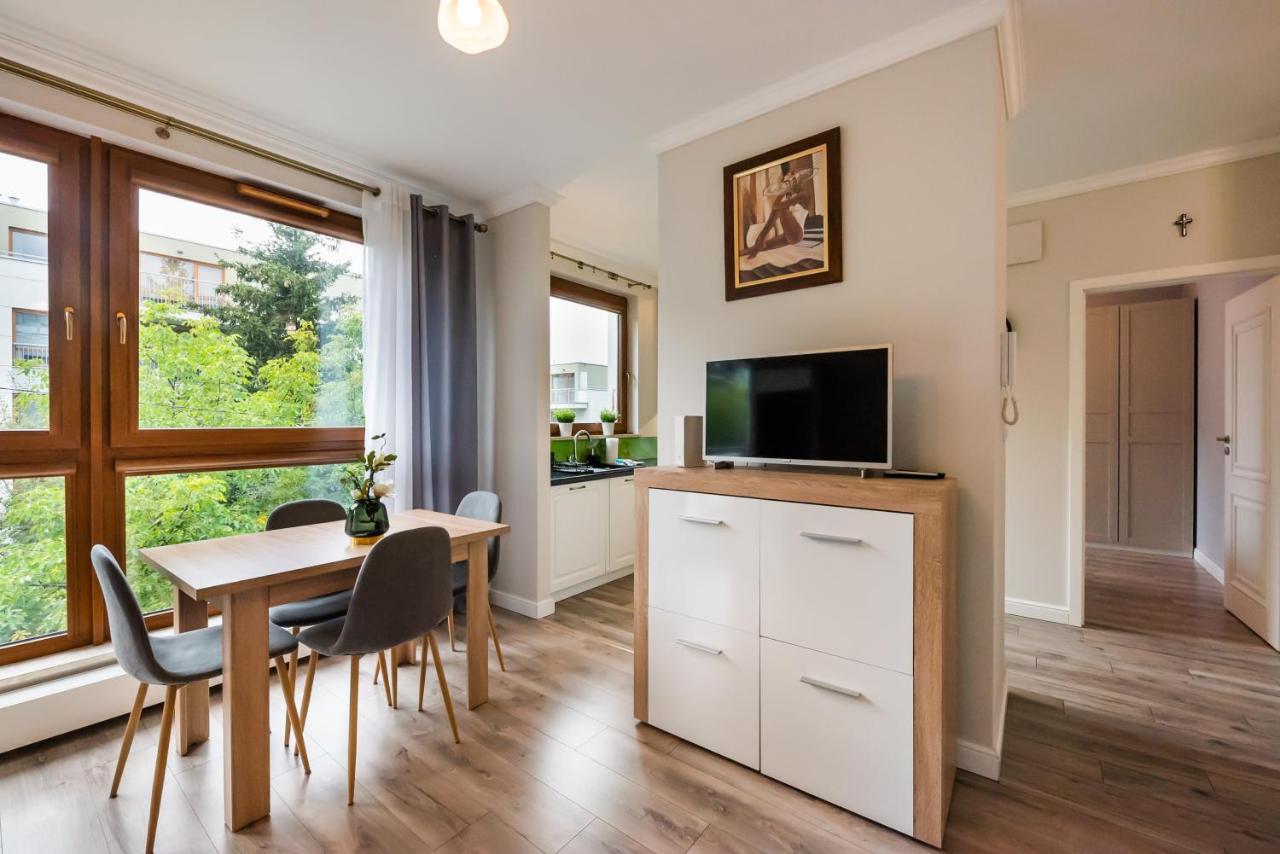 Prestige Verdant Apartment وارسو المظهر الخارجي الصورة