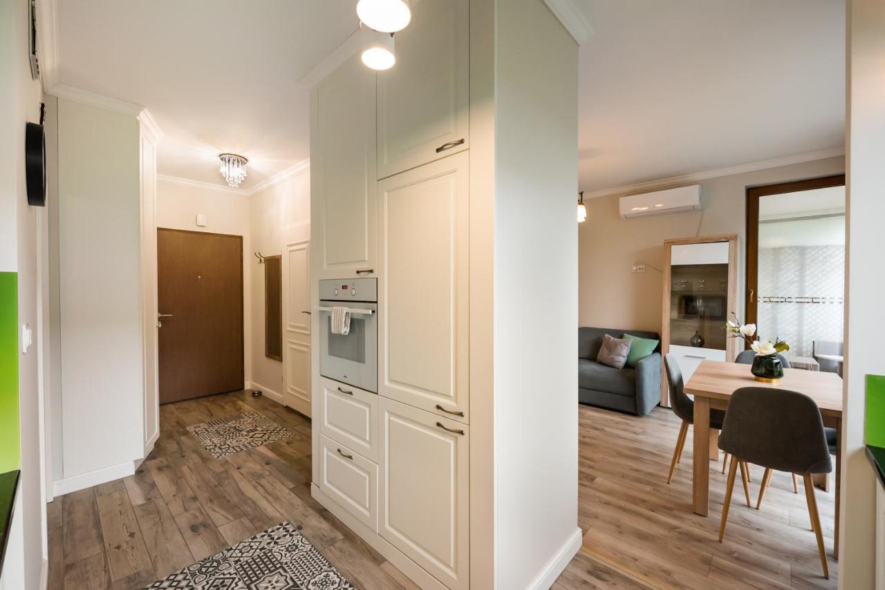 Prestige Verdant Apartment وارسو المظهر الخارجي الصورة